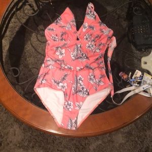 BNWT bathing suit